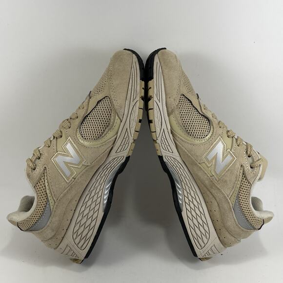 New Balance 2002R 'Khaki' ML2002R2 Mens Size 6 Beige Suede Classic - Picture 6 of 9